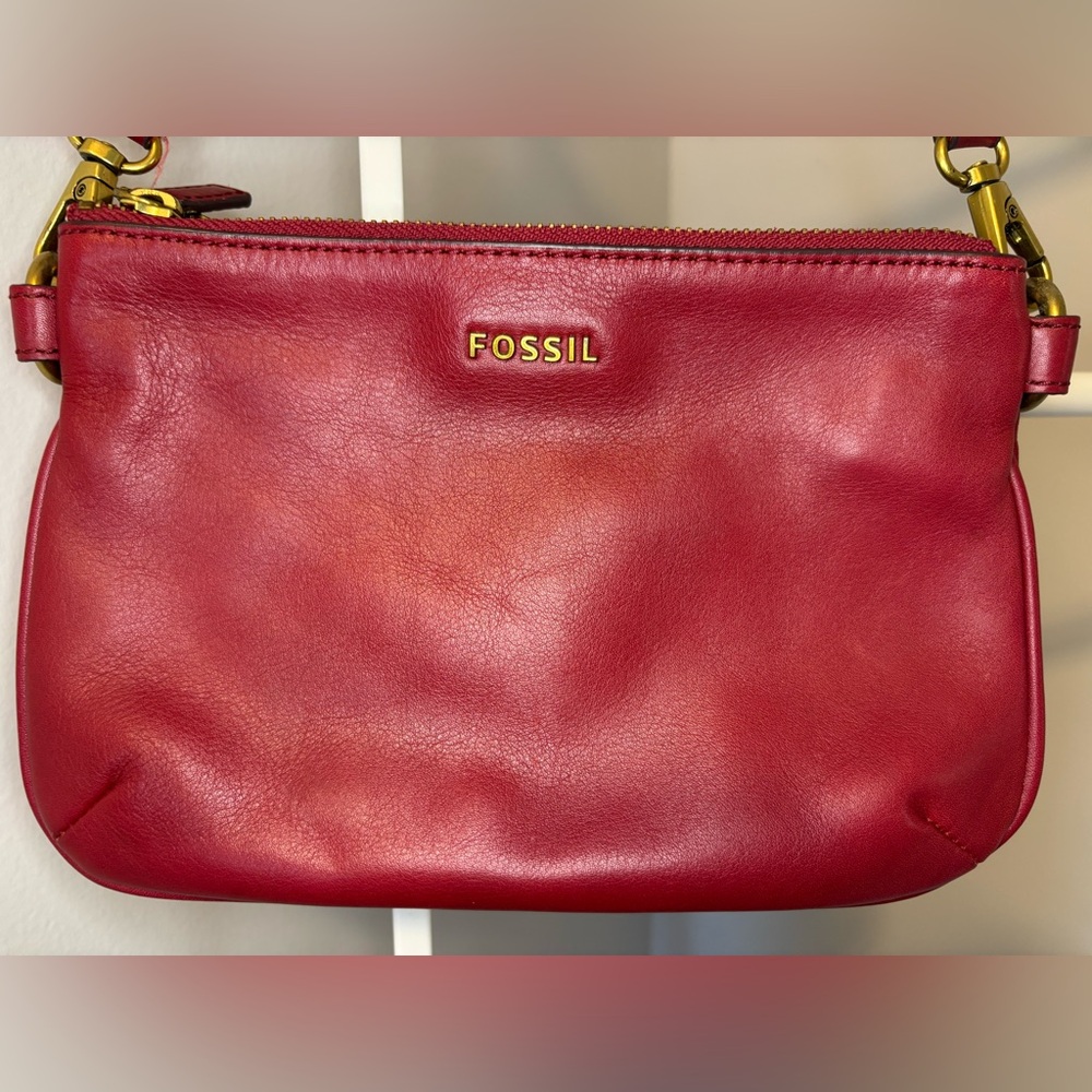 Fossil Red Leather Purse - Picture 5 of 16
